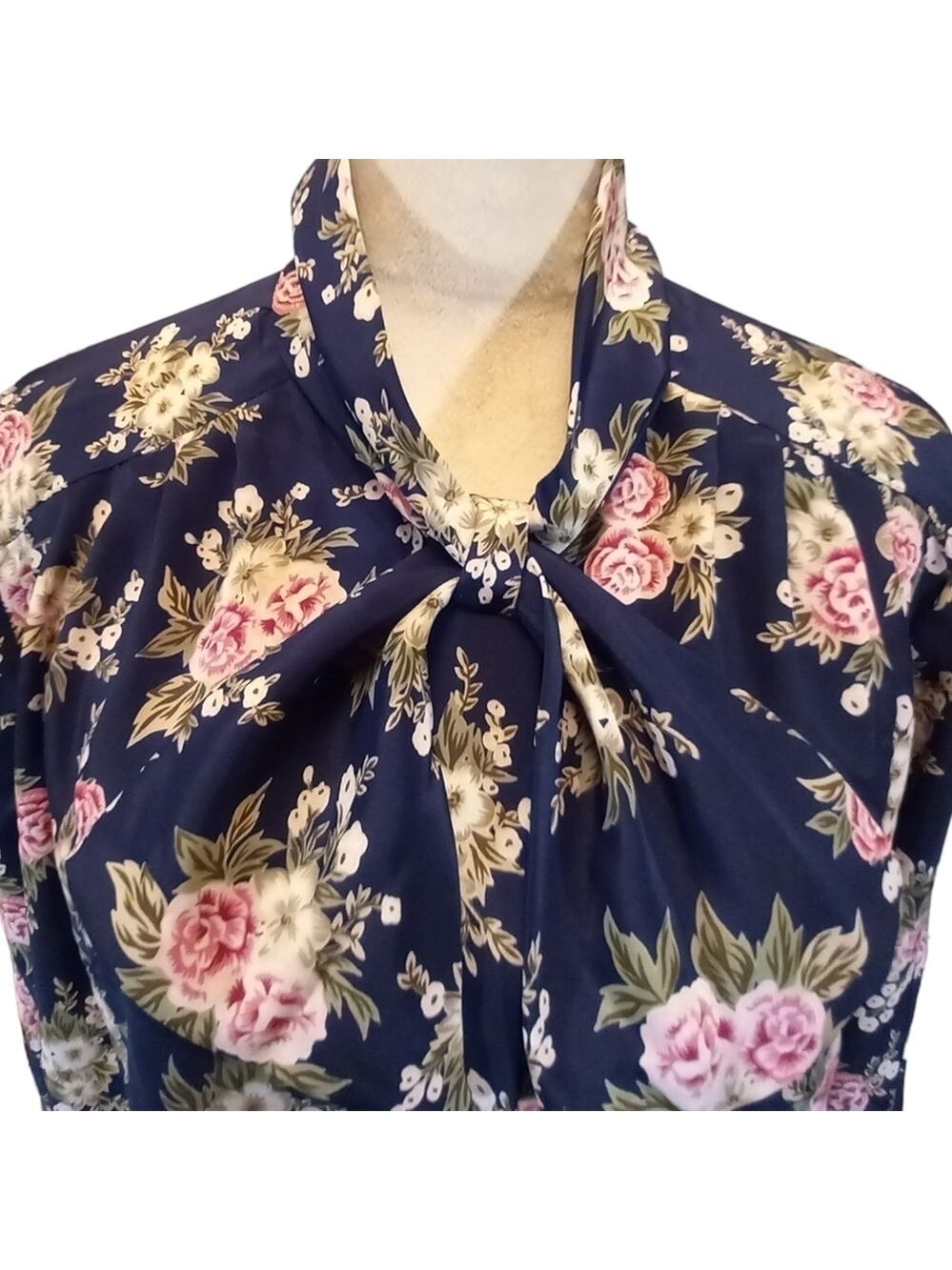 Vtg Dark Floral Bow Secretary Blouse 1980s